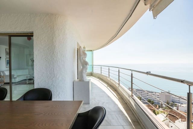 5 bedroom Villa for sale in Torremuelle, Benalmádena with pool - € 2,900,000 (Ref: 9722199)