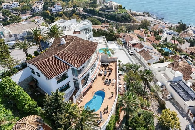 5 bedroom Villa for sale in Torremuelle, Benalmádena with pool - € 2,900,000 (Ref: 9722199)