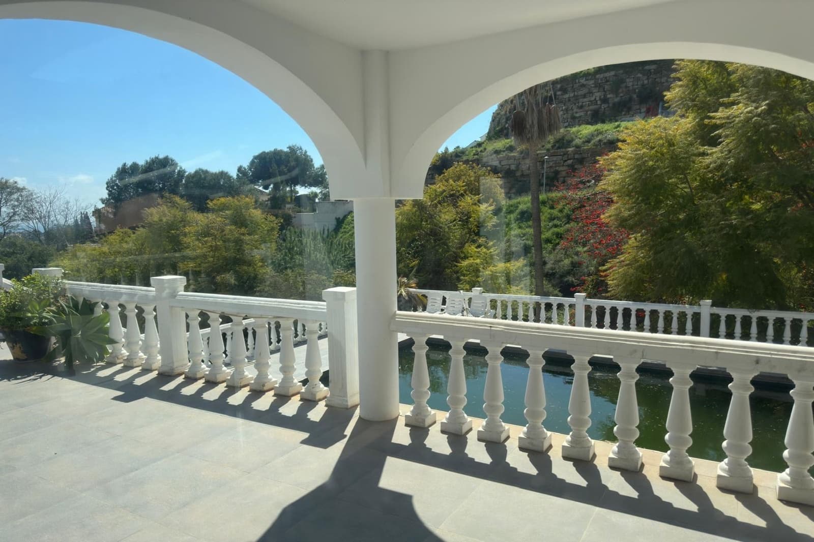 Casa de 4 habitaciones en Benahavís en venta - 1.700.000 € (Ref: 9723828)