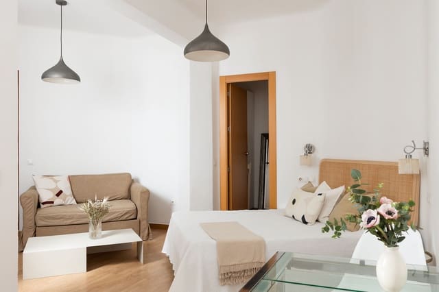 Studio à vendre à Centro Historico, Malaga ville - 210 000 € (Ref: 9725122)