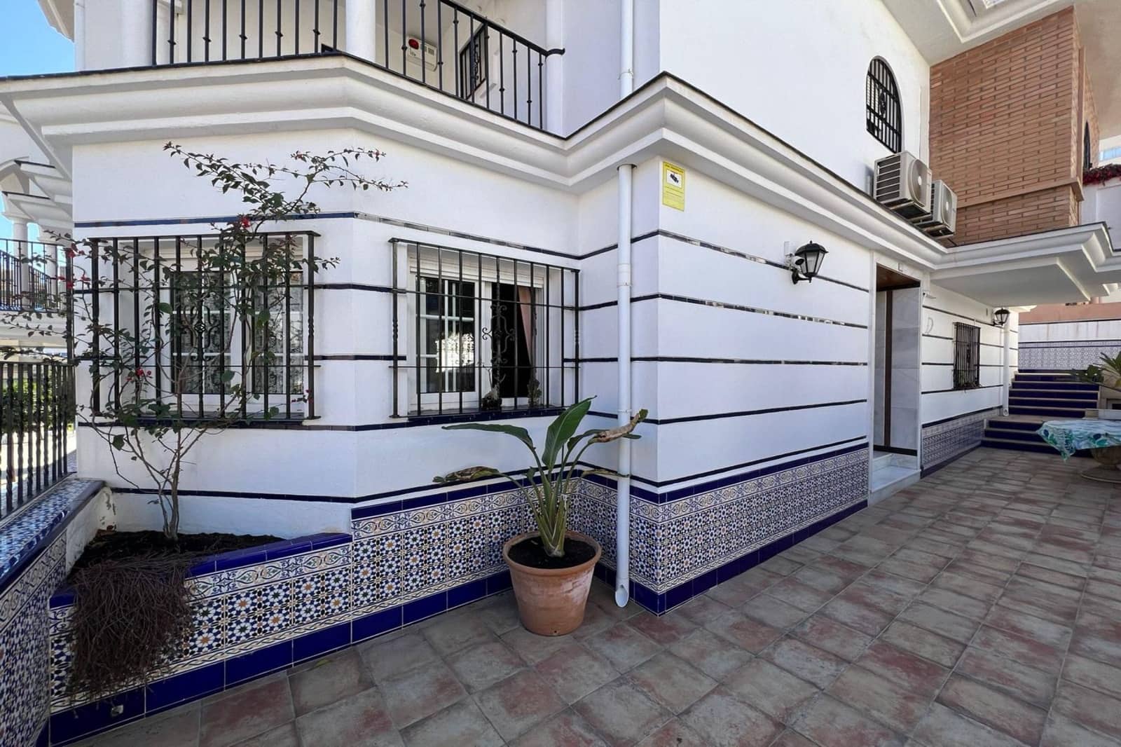 5 slaapkamer Huis te koop in Fuengirola - € 895.000 (Ref: 9726245)