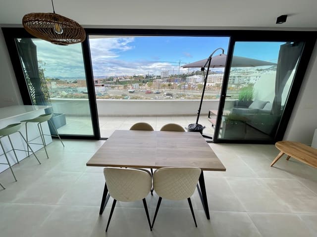 2 soverom Penthouse til salgs i El Higuerón, Fuengirola med svømmebasseng - € 475 000 (Ref: 9727073)