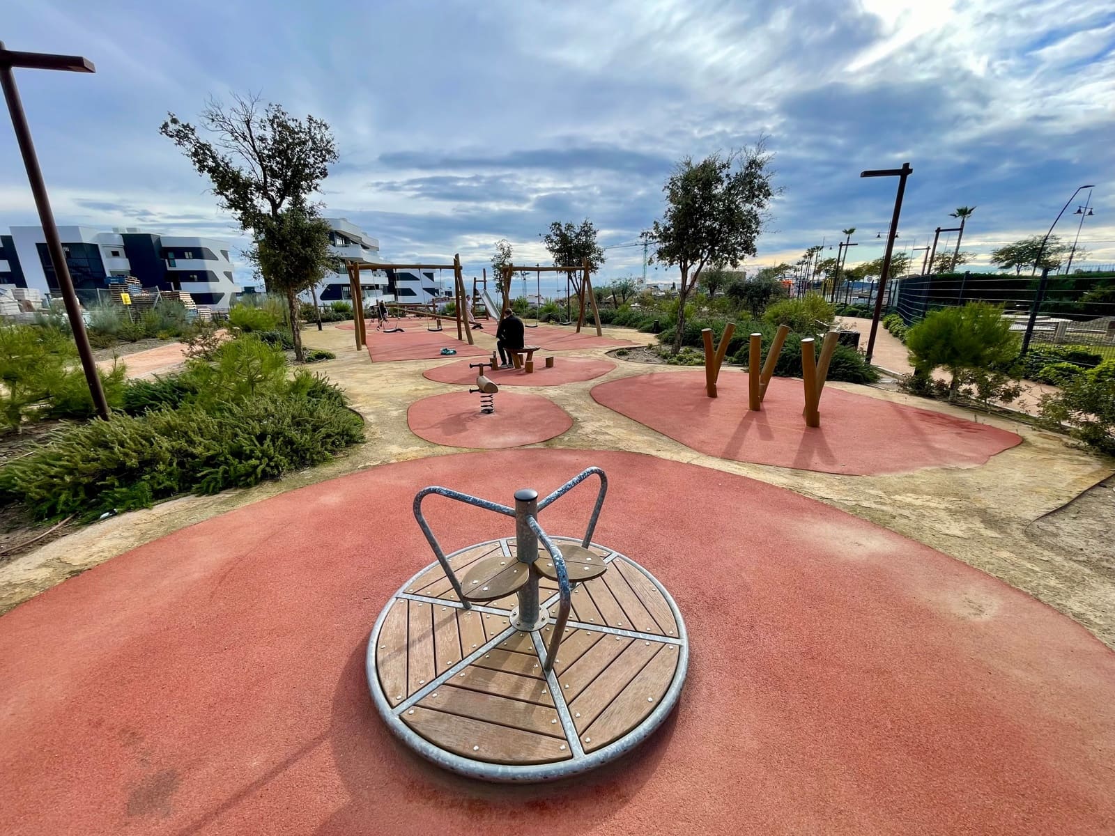 2 sypialnia Penthouse na sprzedaż w Fuengirola z basenem - 475 000 € (Ref: 9727073)