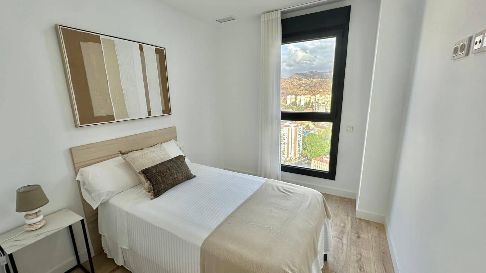 4 makuuhuone Huoneisto myytävänä paikassa Malaga kaupunki mukana uima-altaan - 1 250 000 € (Ref: 9727679)