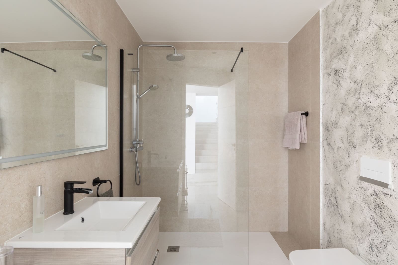 3 Zimmer Apartment zu verkaufen in Benalmadena mit Pool - 1.150.000 € (Ref: 9730908)