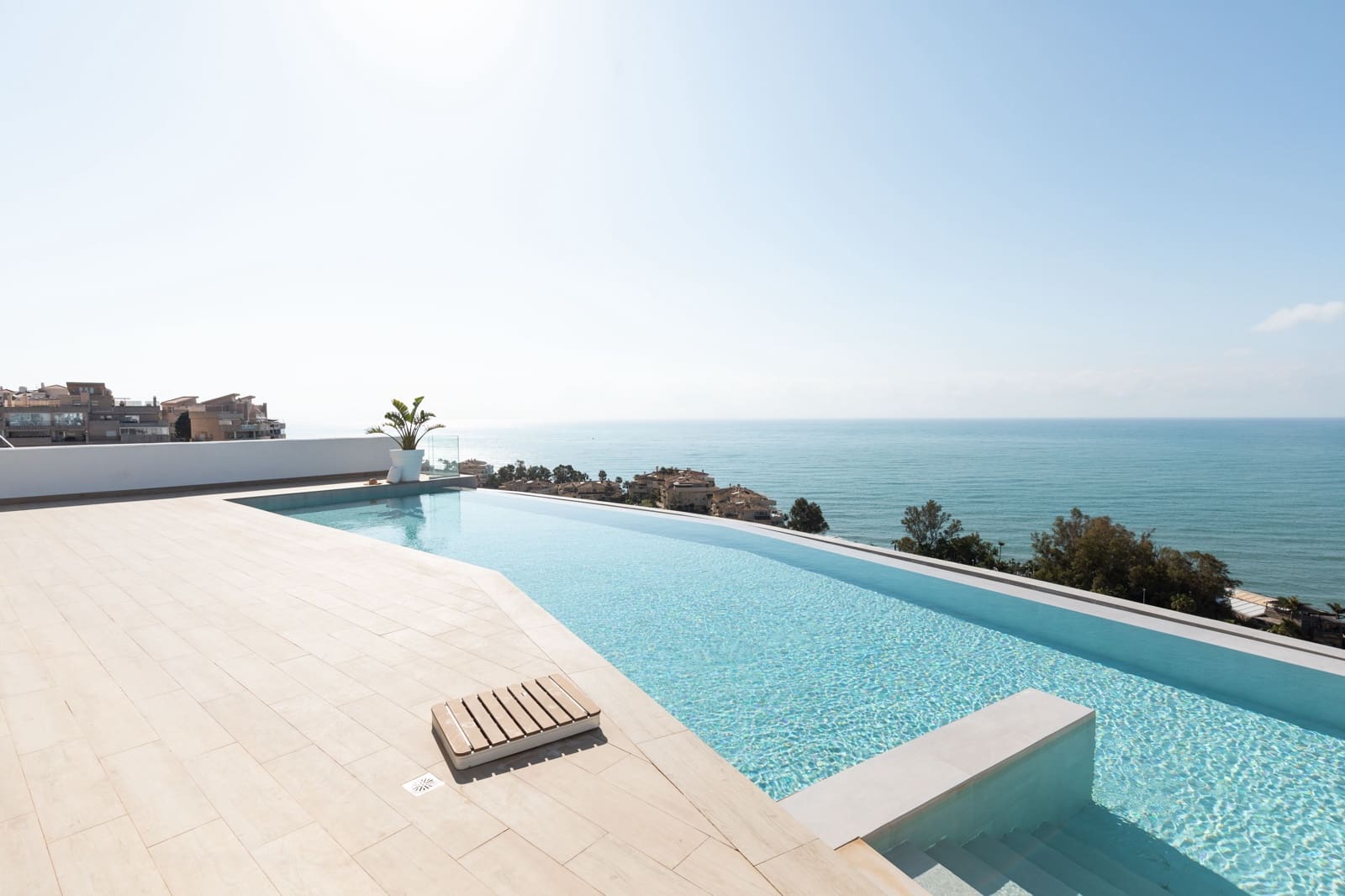 3 Zimmer Apartment zu verkaufen in Benalmadena mit Pool - 1.150.000 € (Ref: 9730908)