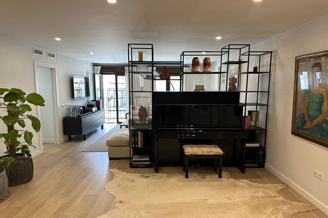 4 slaapkamer Appartement te koop in Centro Historico, Málaga stad - € 850.000 (Ref: 9731230)