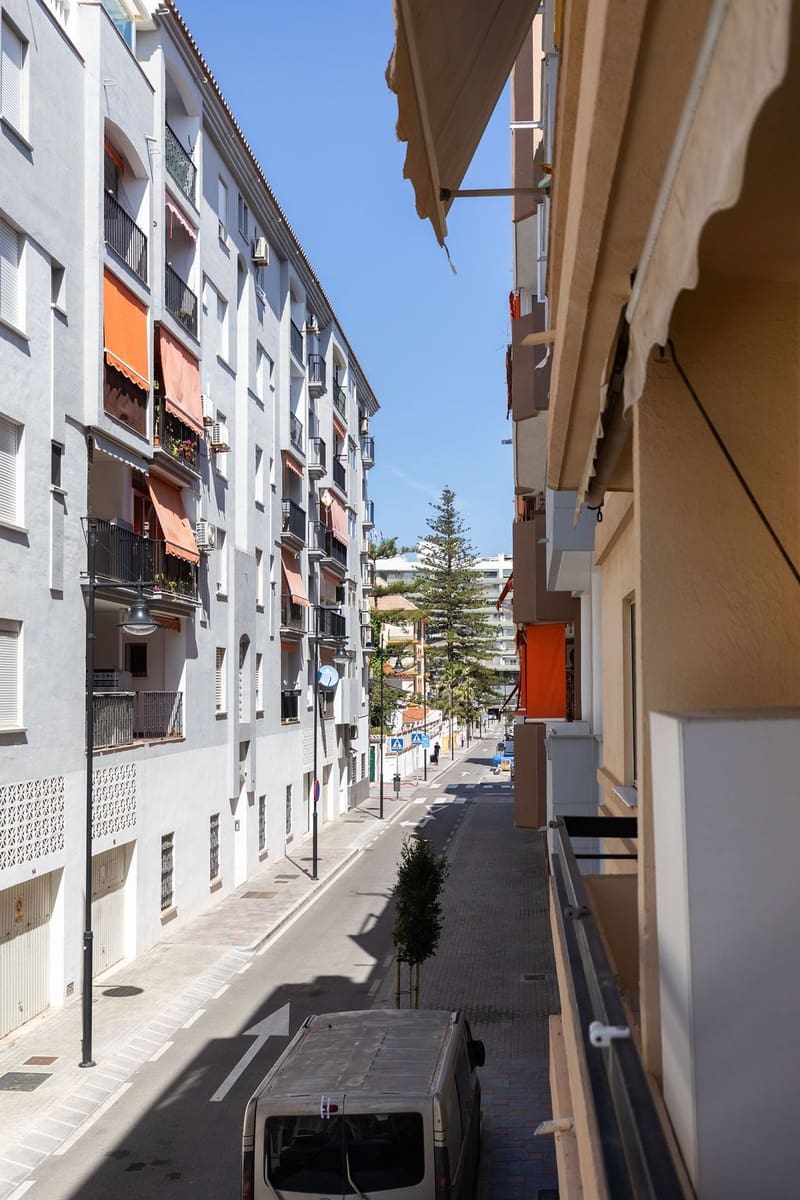 Apartamento de 2 habitaciones en Fuengirola en venta - 399.900 € (Ref: 9731566)