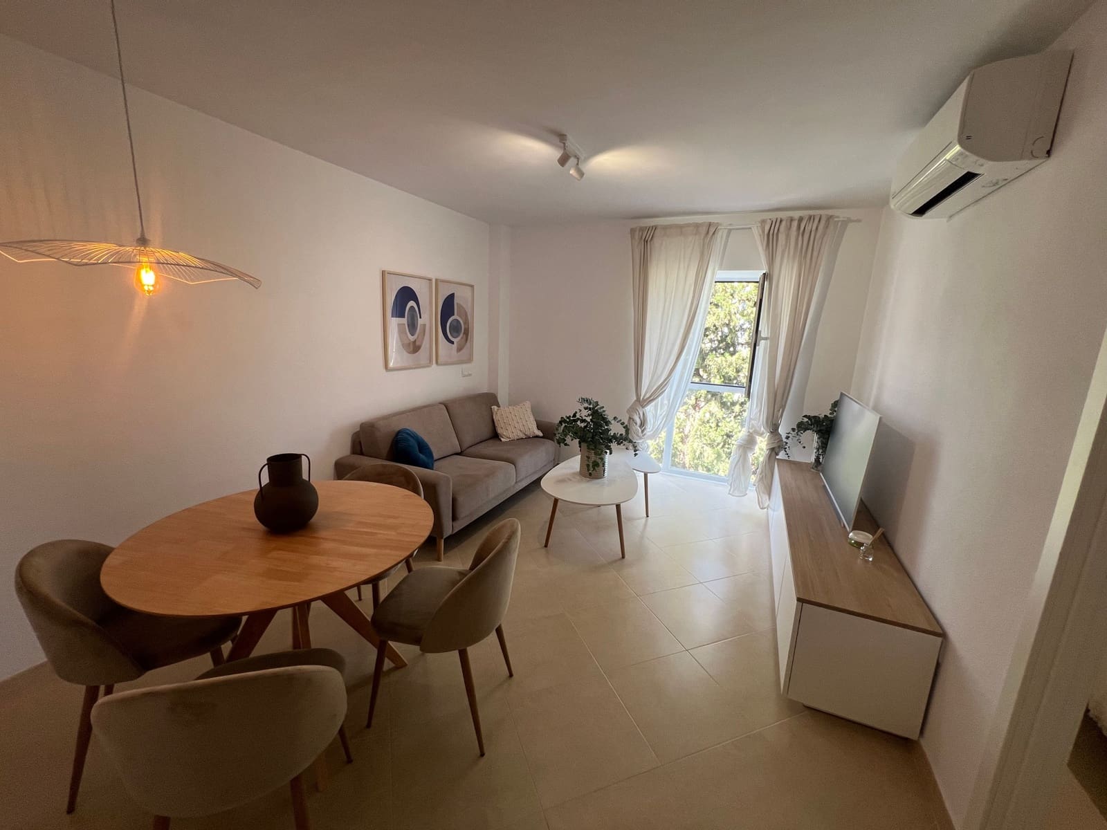 2 bedroom Apartment for rent in Benalmadena - € 1,300 (Ref: 9731567)