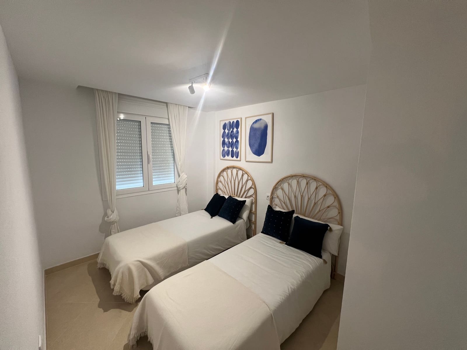 2 bedroom Apartment for rent in Benalmadena - € 1,300 (Ref: 9731567)