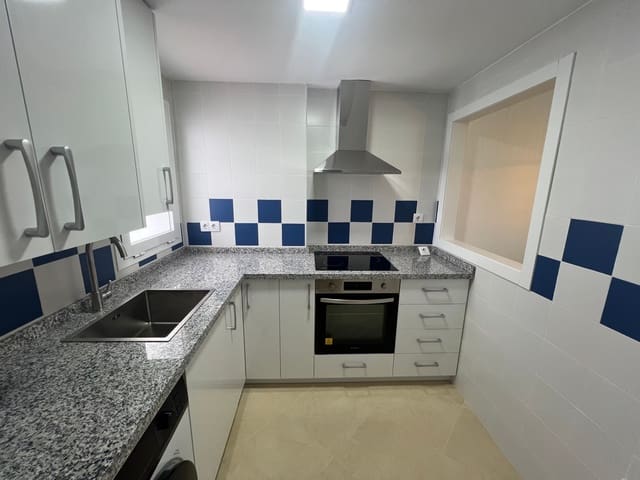 2 quarto Apartamento para arrendar em Benalmádena - 1 300 € (Ref: 9731567)