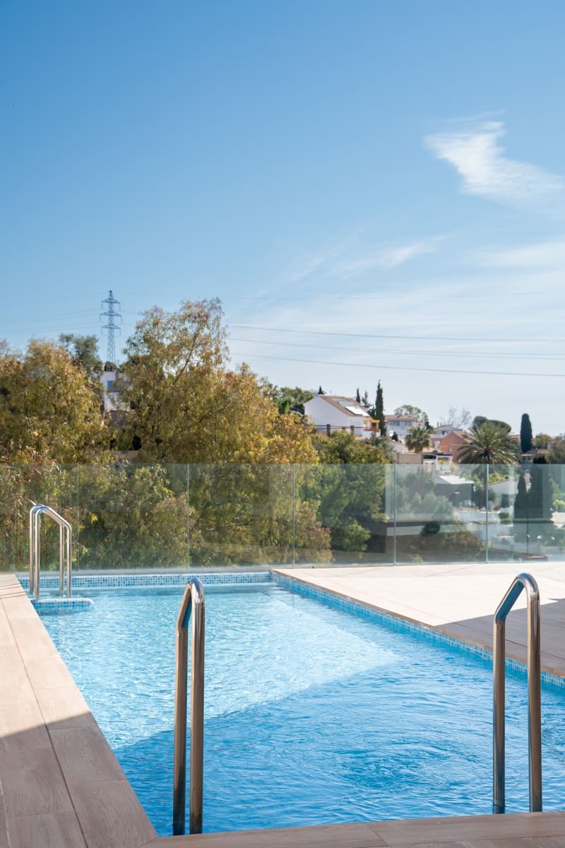 3 bedroom Apartment for sale in Fuengirola with pool - € 450,000 (Ref: 9733600)