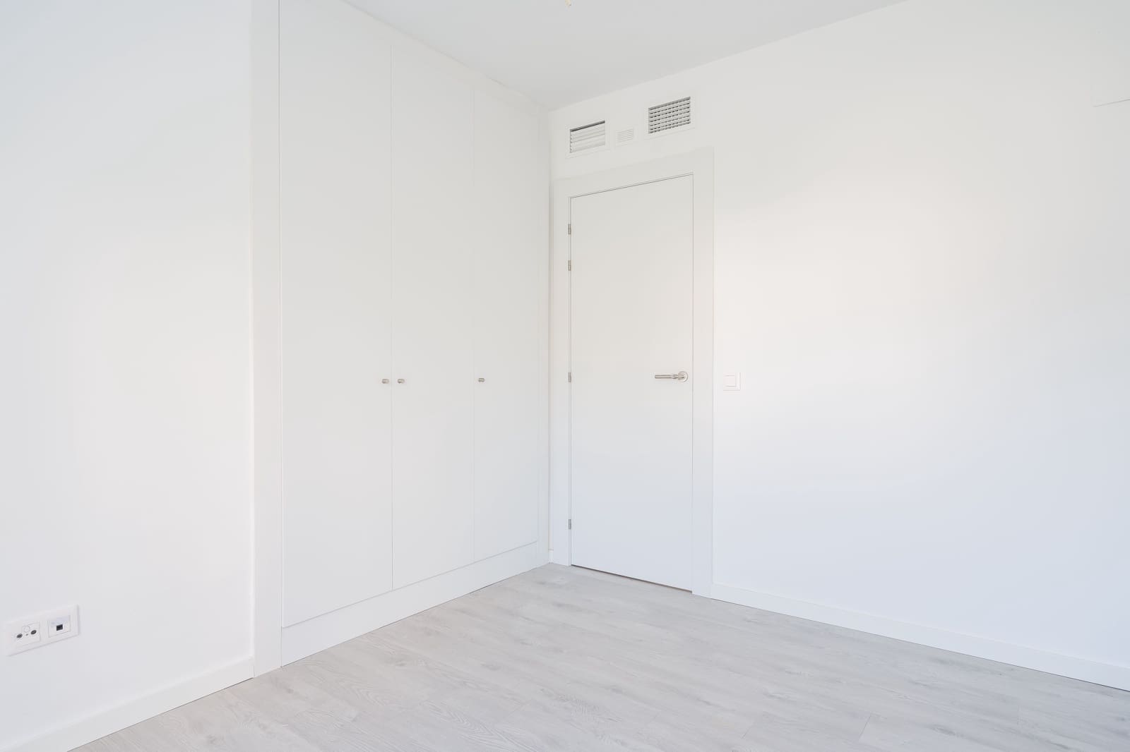 3 bedroom Apartment for sale in Fuengirola with pool - € 450,000 (Ref: 9733600)