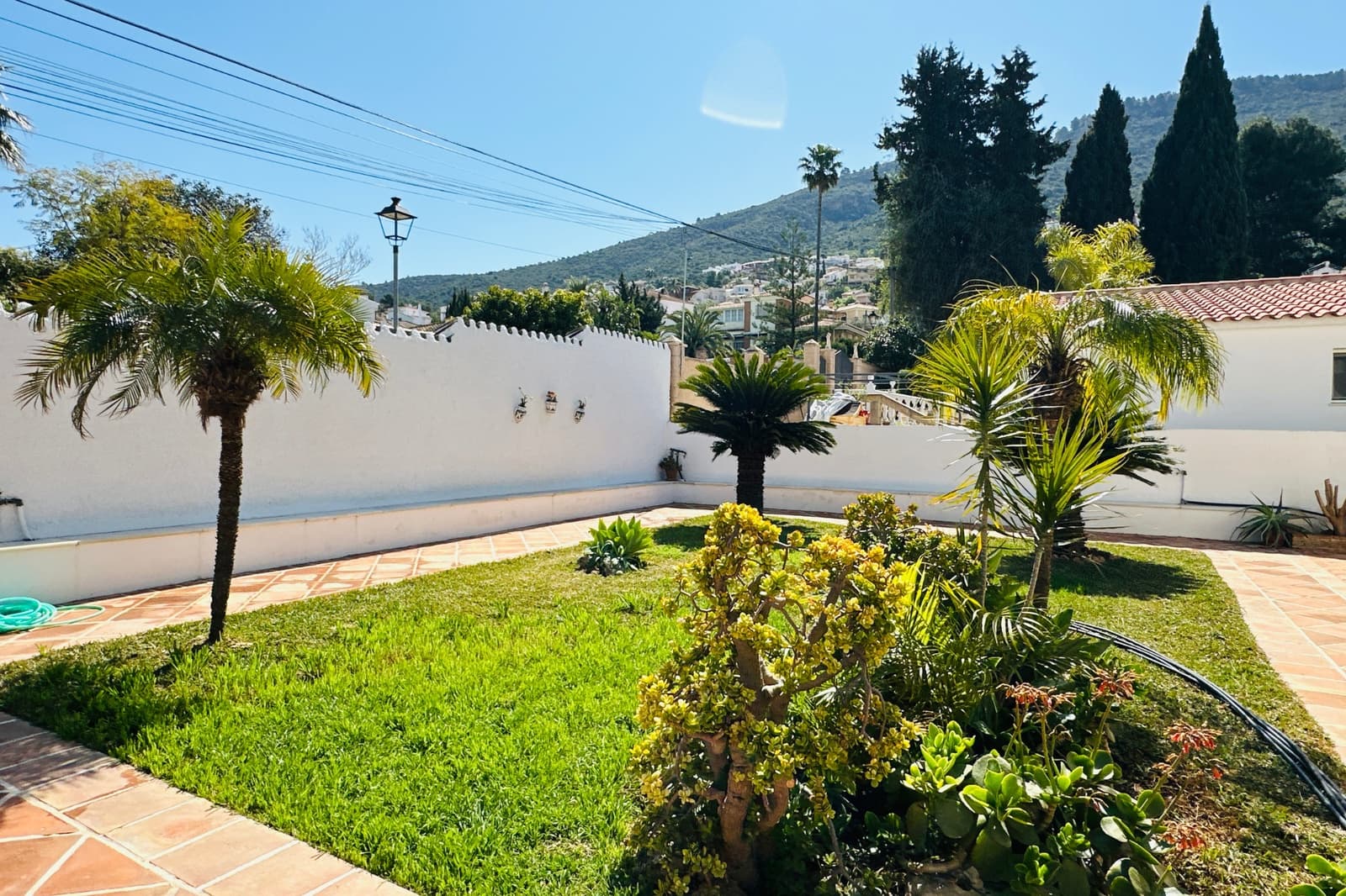 Chalet de 6 habitaciones en Alhaurín de la Torre en venta - 895.000 € (Ref: 9733765)