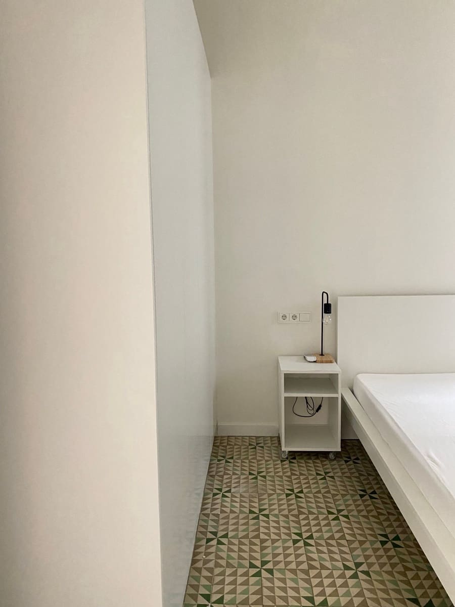 2 bedroom Apartment for rent in Palma de Mallorca - € 2,500 (Ref: 9734012)