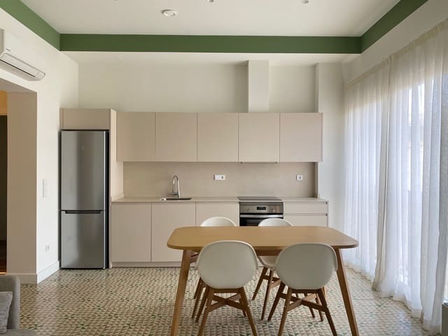 2 bedroom Apartment for rent in Pere Garau, Palma de Mallorca - € 2,500 (Ref: 9734012)