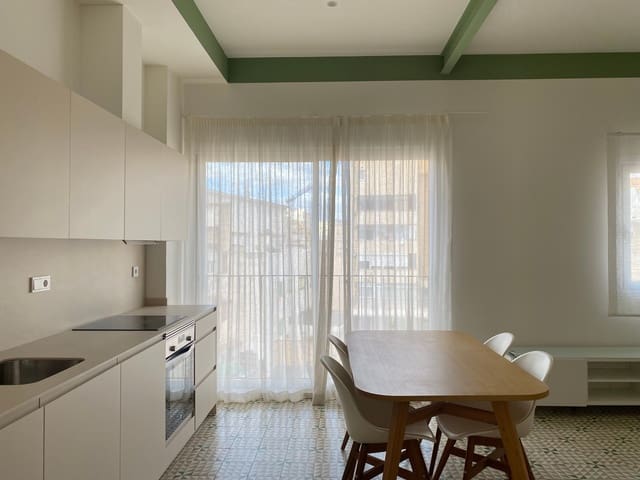 2 bedroom Apartment for rent in Pere Garau, Palma de Mallorca - € 2,500 (Ref: 9734012)