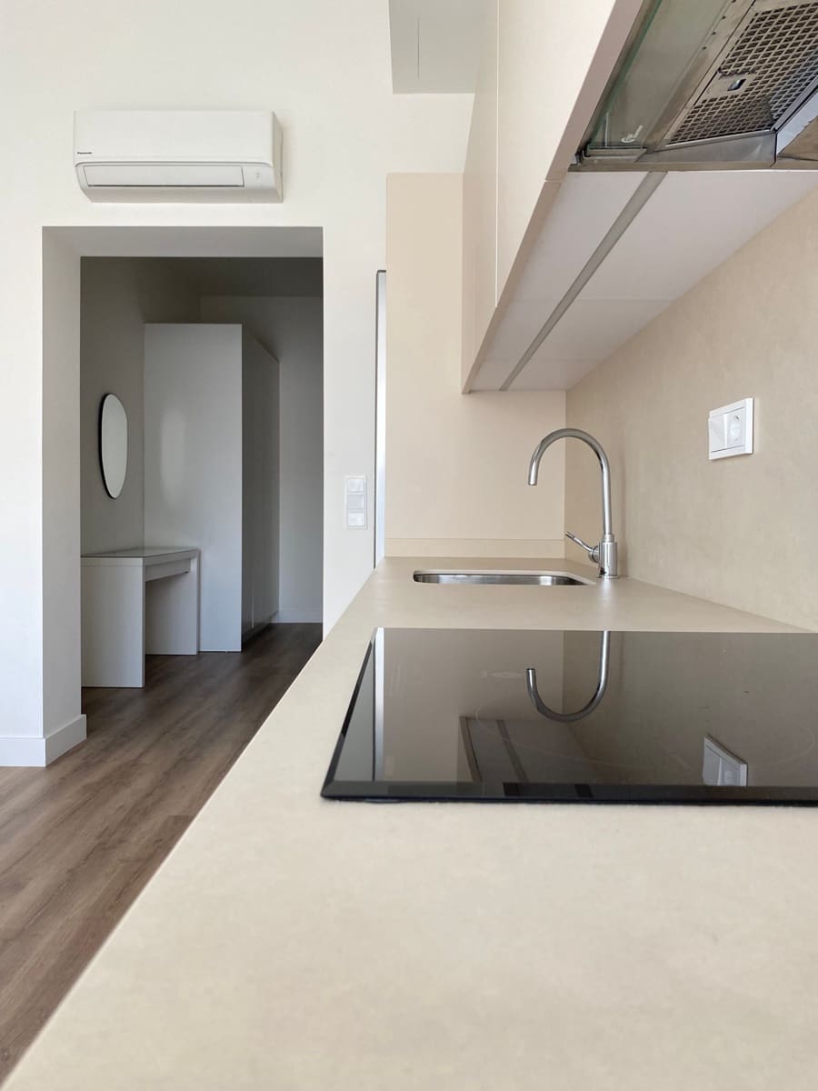 2 bedroom Apartment for rent in Palma de Mallorca - € 2,500 (Ref: 9734013)