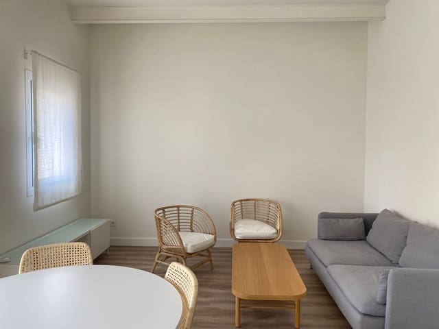 2 bedroom Apartment for rent in Pere Garau, Palma de Mallorca - € 2,500 (Ref: 9734013)