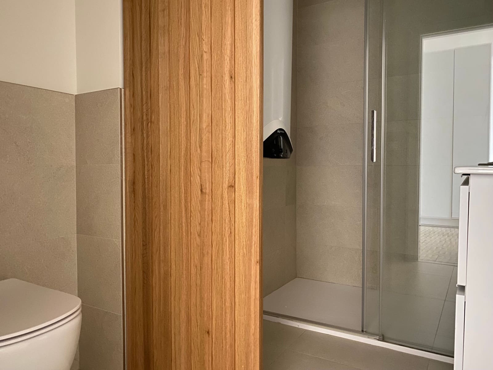 2 bedroom Apartment for rent in Palma de Mallorca - € 2,500 (Ref: 9734013)