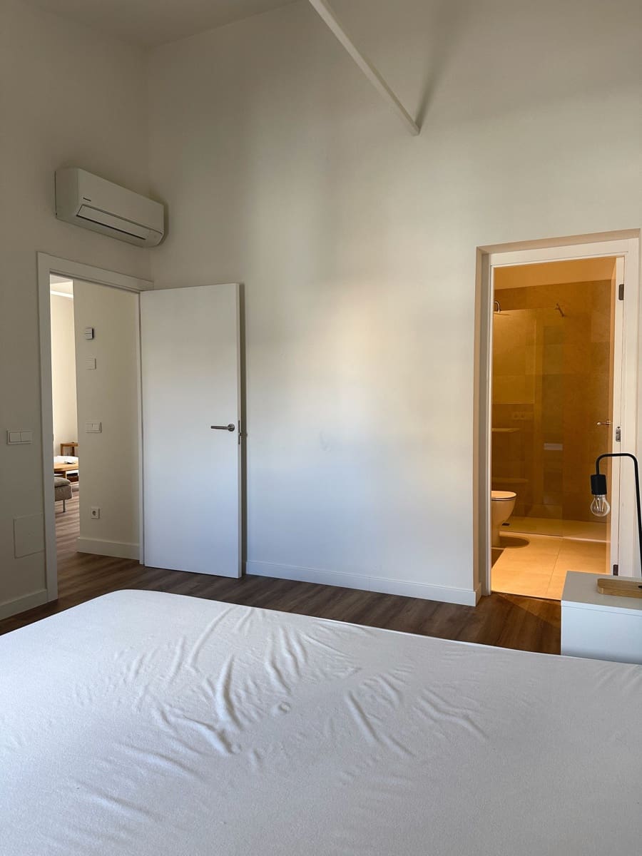 2 bedroom Apartment for rent in Palma de Mallorca - € 2,800 (Ref: 9736138)