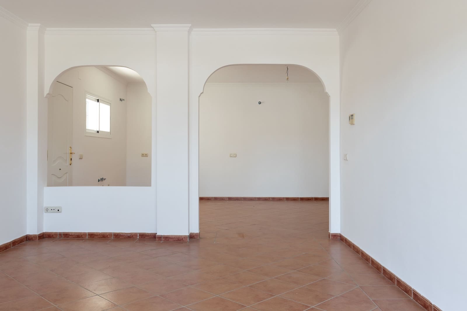 6 Zimmer Haus zu verkaufen in Vinuela mit Pool - 599.000 € (Ref: 9737913)