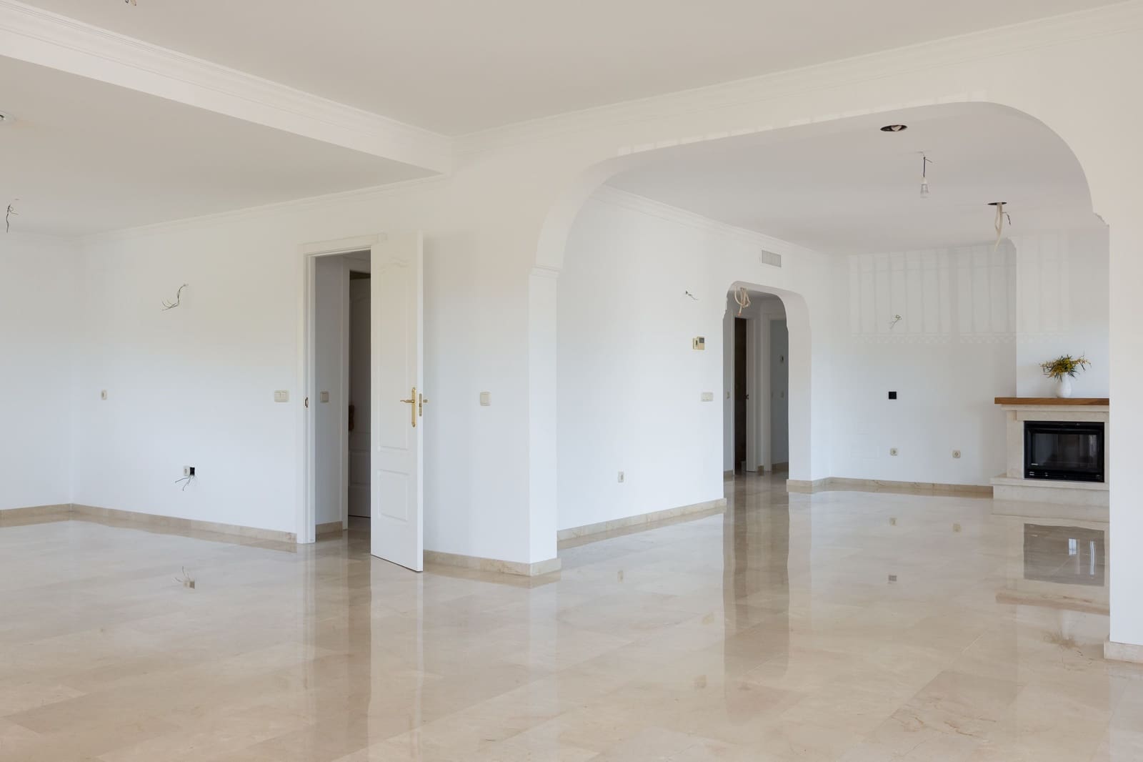 6 Zimmer Haus zu verkaufen in Vinuela mit Pool - 599.000 € (Ref: 9737913)