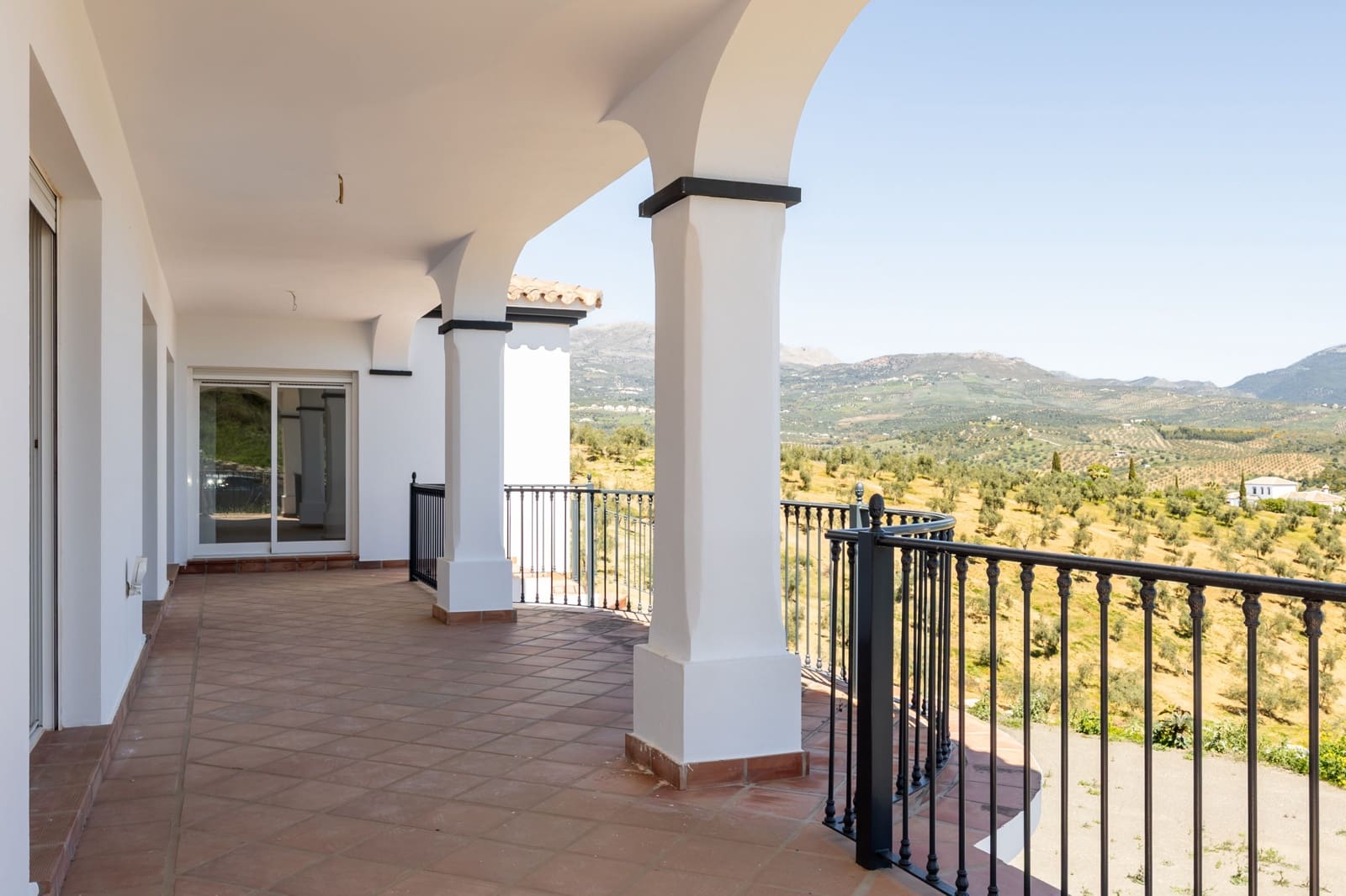 6 Zimmer Haus zu verkaufen in Vinuela mit Pool - 599.000 € (Ref: 9737913)