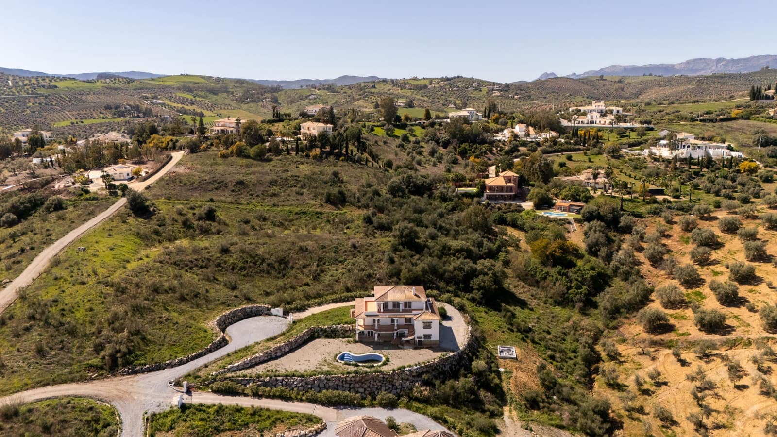 6 Zimmer Haus zu verkaufen in Vinuela mit Pool - 599.000 € (Ref: 9737913)