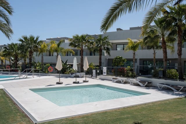 4 sypialnia Dom na sprzedaż w La Cala de Mijas, Mijas z basenem garażem - 1 150 000 € (Ref: 9742983)