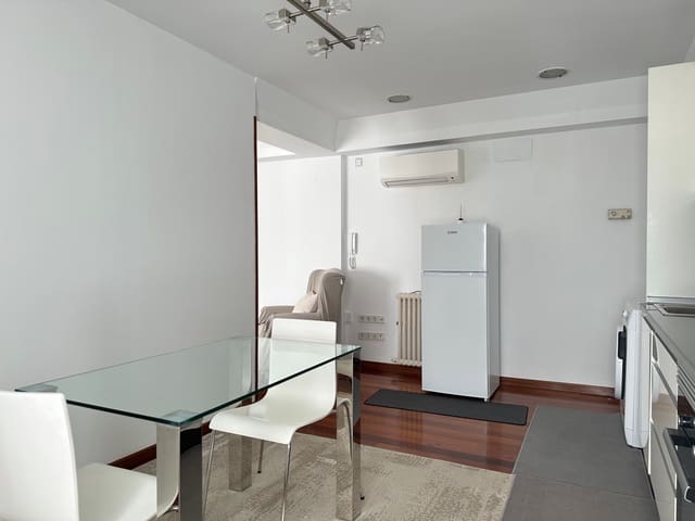 Apartamento en El Mercat, Palma de Mallorca en alquiler - 1.850 € (Ref: 9745131)