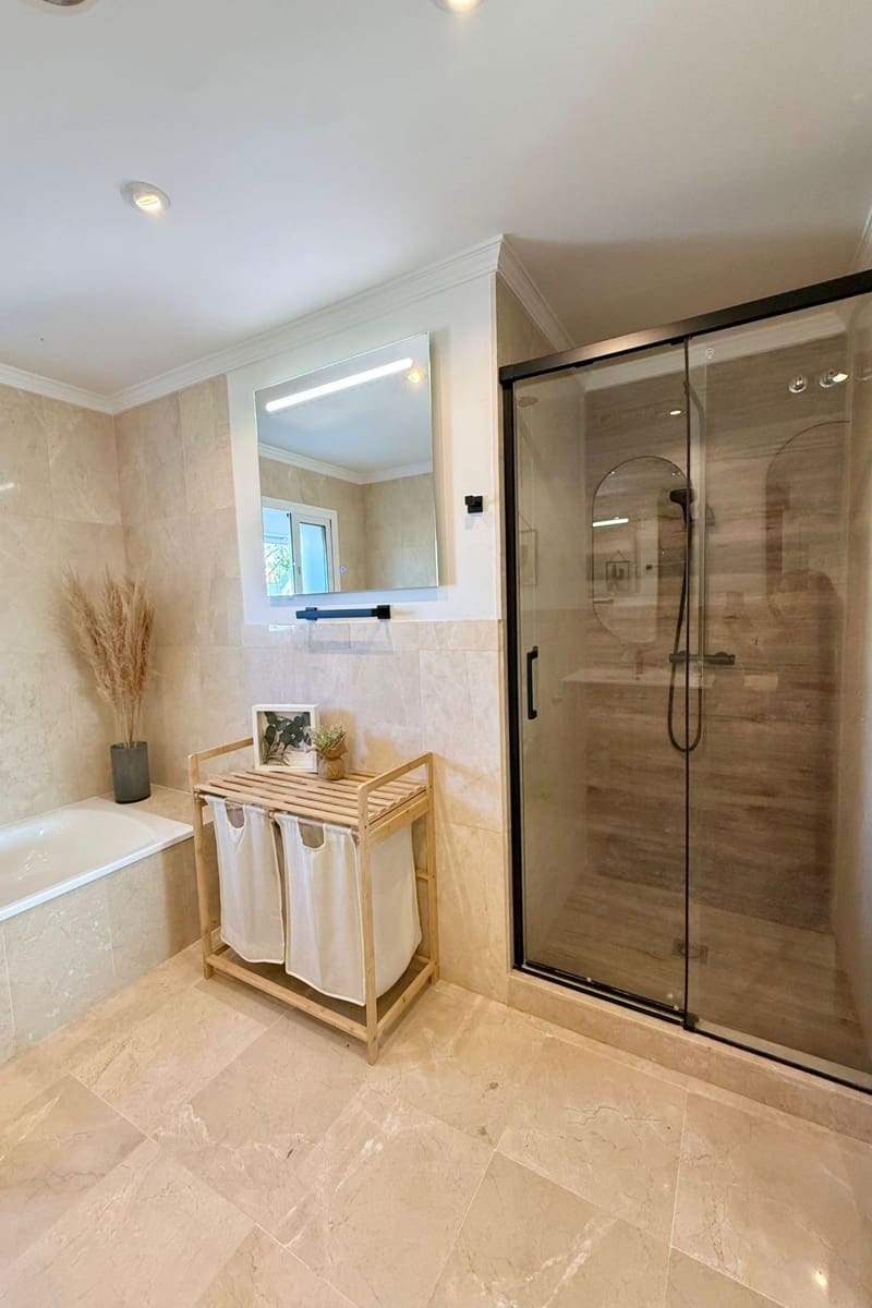 3 chambre Maison de Ville à vendre à Mijas Costa avec piscine - 1 320 000 € (Ref: 9746718)