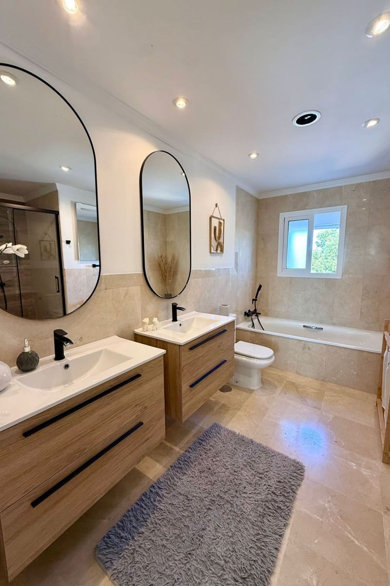 3 chambre Maison de Ville à vendre à Mijas Costa avec piscine - 1 320 000 € (Ref: 9746718)