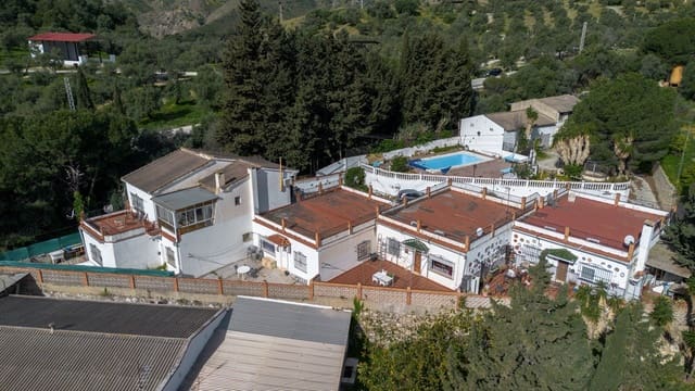 Hus till salu i Ciudad Jardín, Málaga stad med pool - 2 100 000 € (Ref: 9746812)