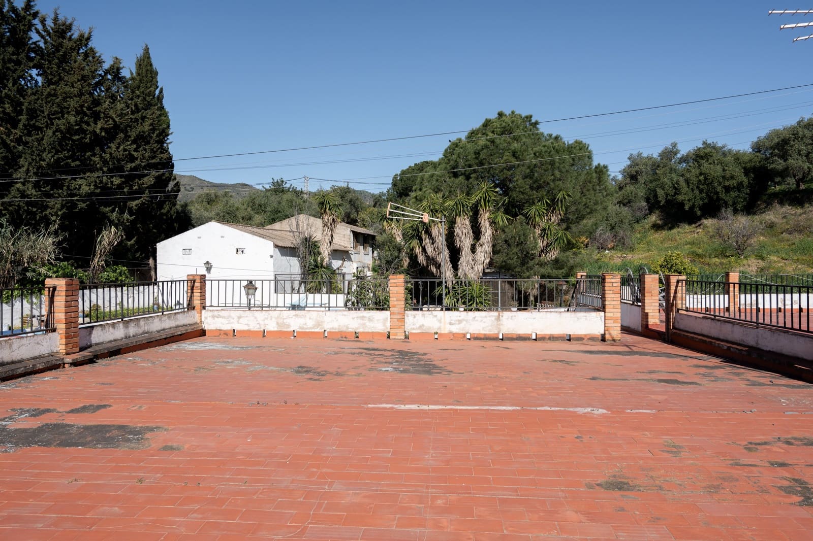 Hus till salu i Malaga stad med pool - 2 100 000 € (Ref: 9746812)