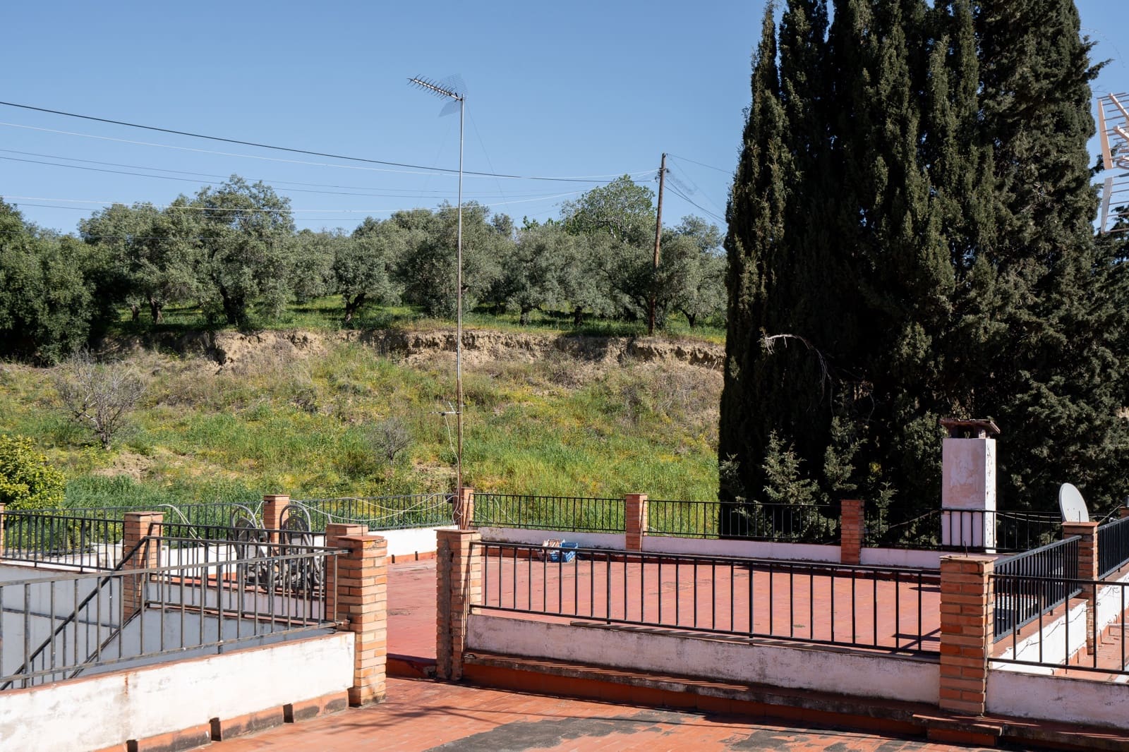 Hus till salu i Malaga stad med pool - 2 100 000 € (Ref: 9746812)