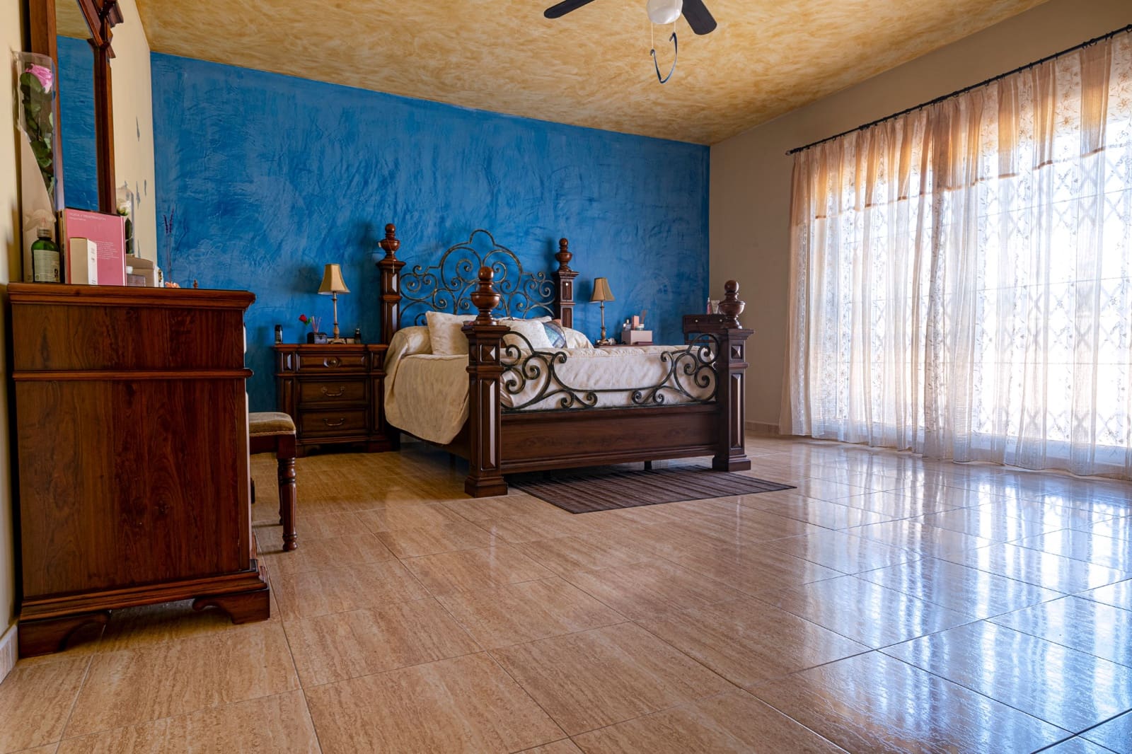 4 bedroom Townhouse for sale in La Guardia de Jaen with pool - € 340,000 (Ref: 9747070)