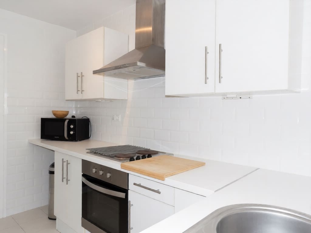 2 bedroom Apartment for sale in Mijas Costa with pool - € 379,000 (Ref: 9747187)