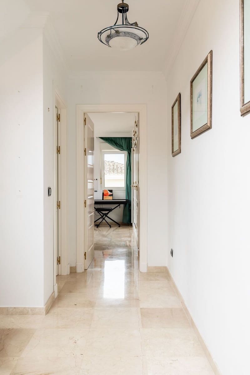 3 sypialnia Willa na sprzedaż w Mijas Costa z basenem - 995 000 € (Ref: 9747323)