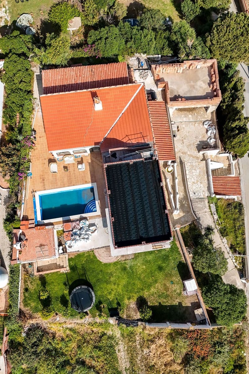 5 soverom Villa til salgs i Mijas Costa - € 1 895 000 (Ref: 9748222)