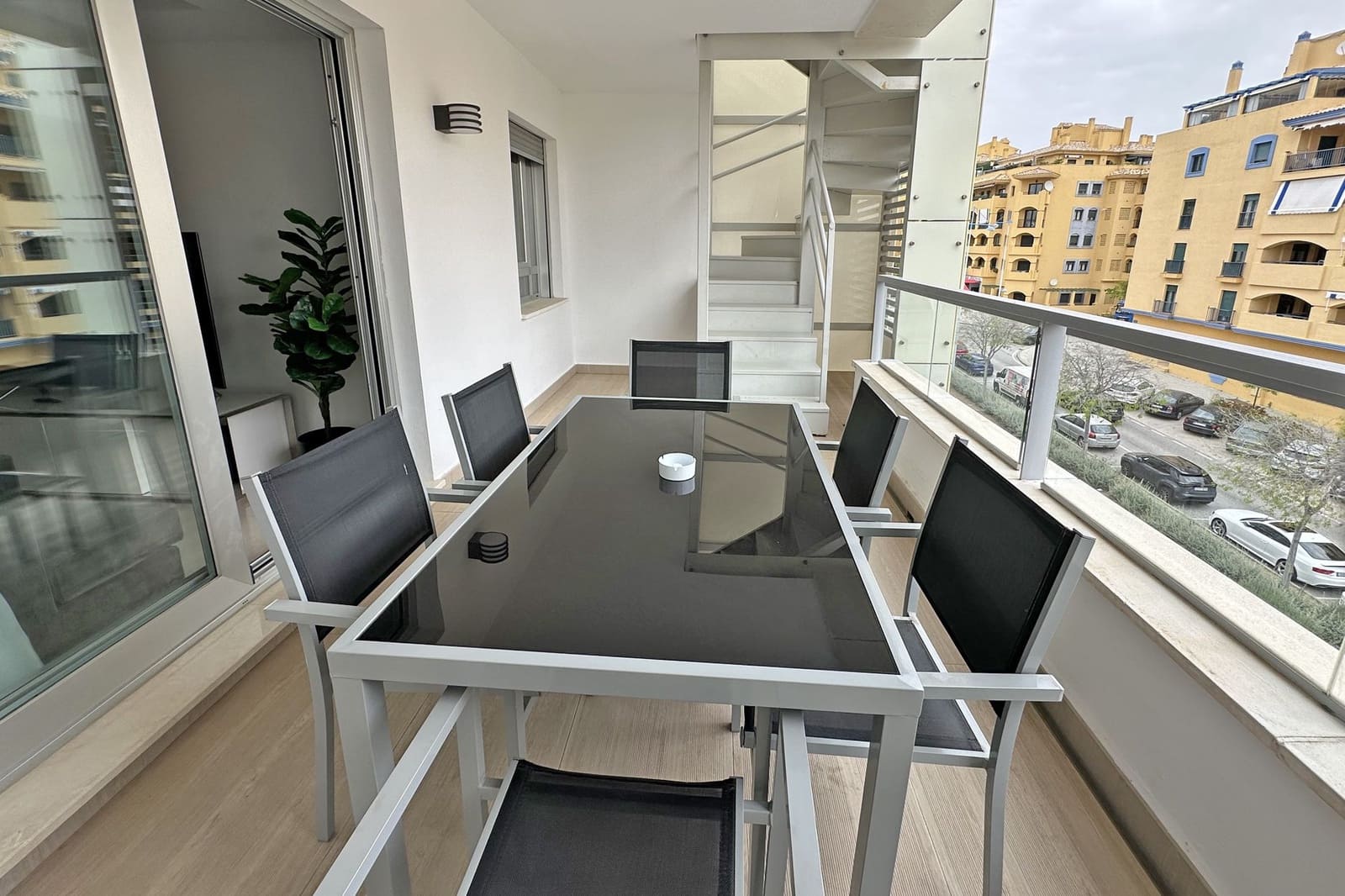 Kattohuoneisto myytävänä paikassa San Pedro de Alcantara - 675 000 € (Ref: 9751437)