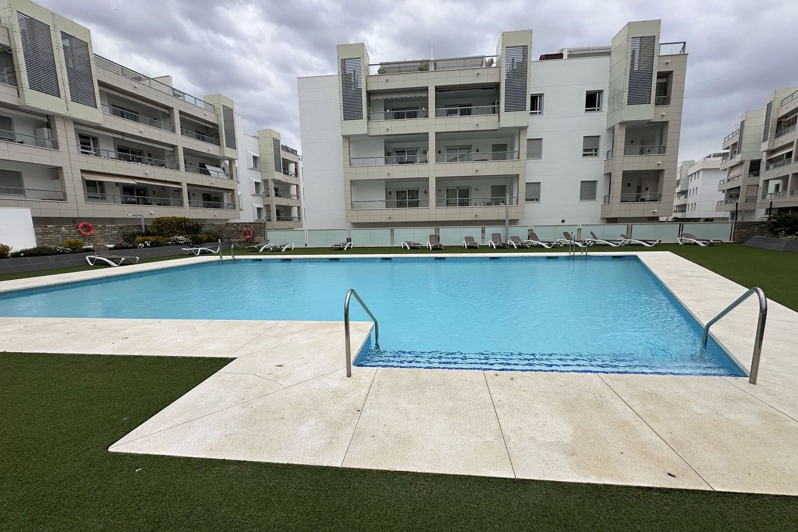 Kattohuoneisto myytävänä paikassa San Pedro de Alcantara - 675 000 € (Ref: 9751437)