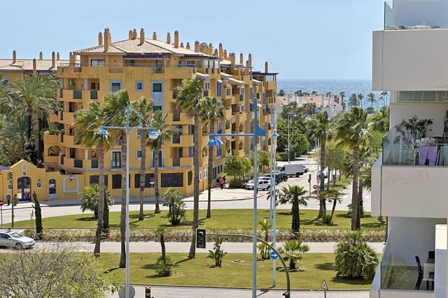 Penthouse te koop in Nueva Alcántara, Marbella met zwembad - € 675.000 (Ref: 9751437)