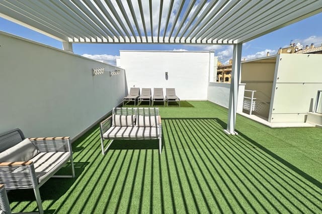 Penthouse te koop in Nueva Alcántara, Marbella met zwembad - € 675.000 (Ref: 9751437)