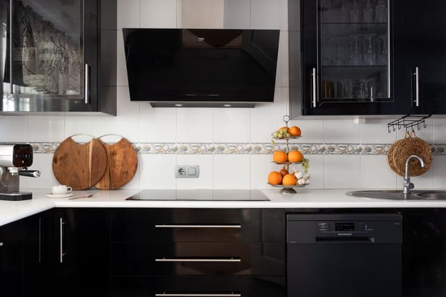 4 slaapkamer Huis te koop in Castillo Sohail, Fuengirola - € 599.000 (Ref: 9752366)