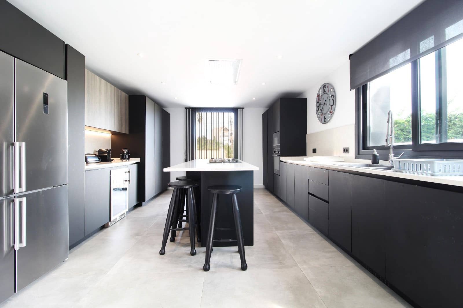 3 bedroom Villa for sale in San Pedro de Alcantara with pool - € 2,450,000 (Ref: 9755188)