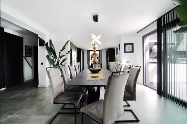 3 bedroom Villa for sale in Nueva Alcántara, Marbella with pool - € 2,450,000 (Ref: 9755188)