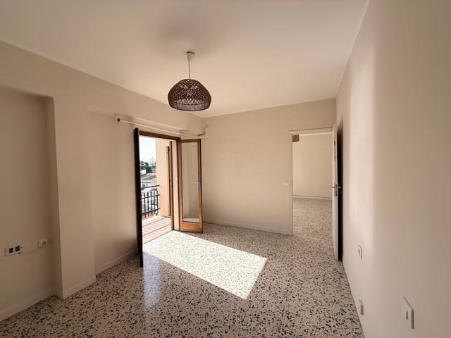 3 makuuhuone Huoneisto vuokrattavana paikassa Santa Catalina, Palma de Mallorca - 1 700 € (Ref: 9760041)