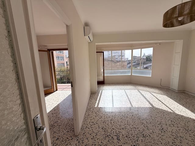 3 makuuhuone Huoneisto vuokrattavana paikassa Santa Catalina, Palma de Mallorca - 1 700 € (Ref: 9760041)