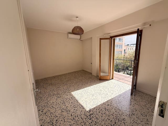 3 makuuhuone Huoneisto vuokrattavana paikassa Santa Catalina, Palma de Mallorca - 1 700 € (Ref: 9760041)
